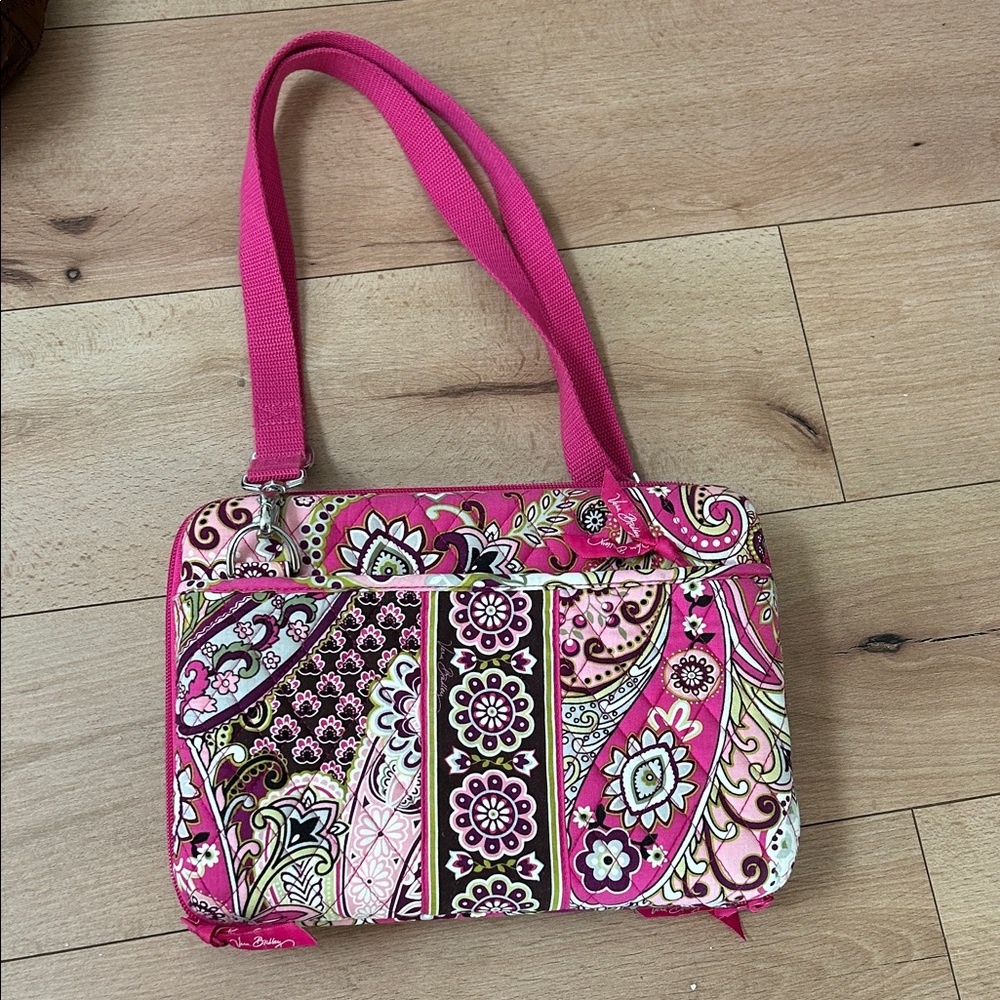 Vera Bradley Pink Paisley Quilted Laptop/ipad Bag